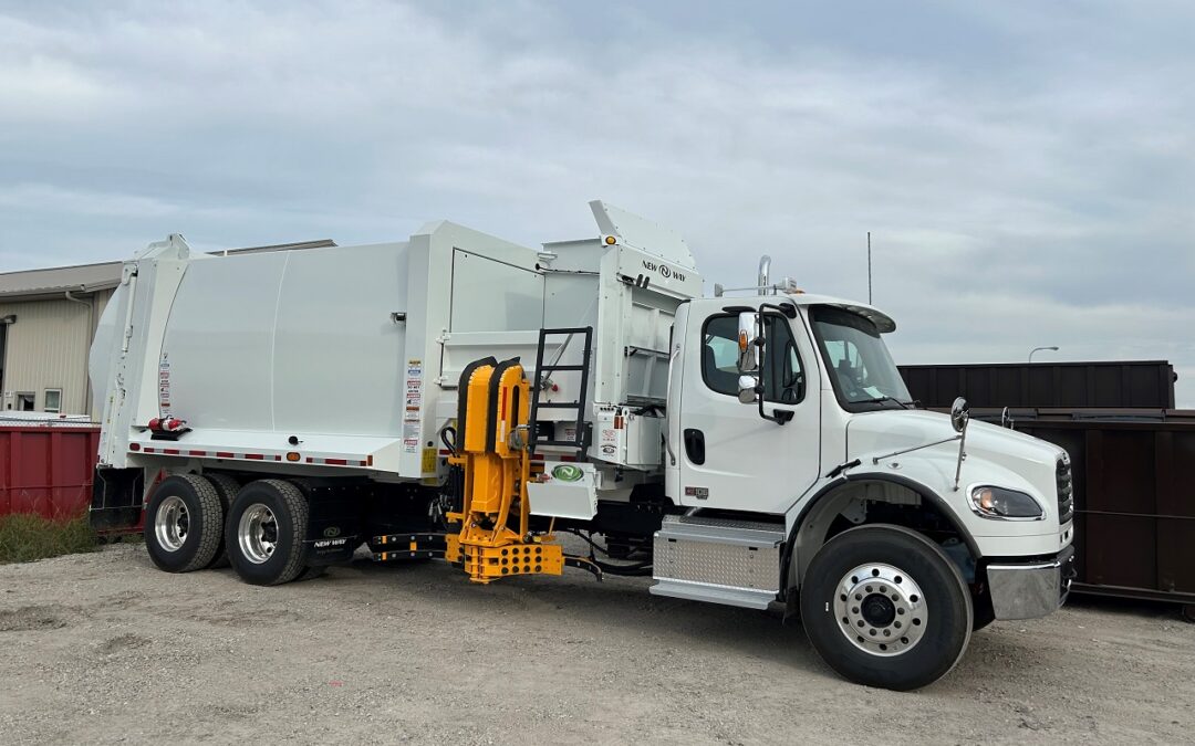 NEW 2025 Freightliner M2 106 Plus